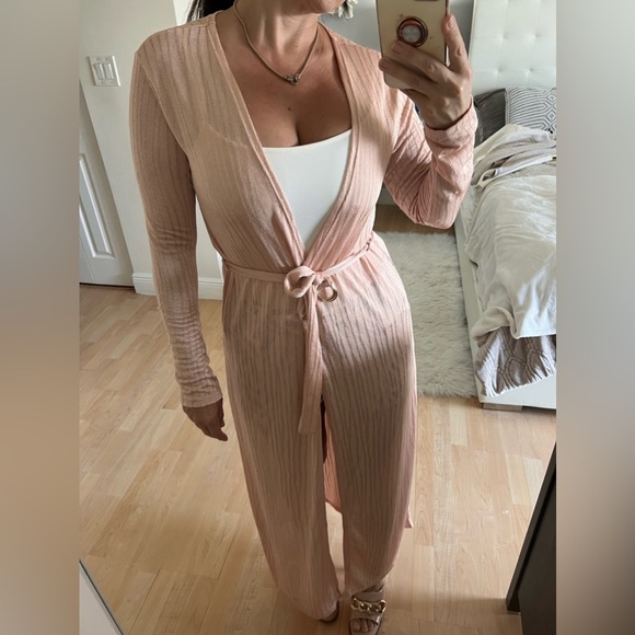 JLUXLABEL BELTED BLUSH COVER-UP DUSTER – LIKE NEW - Picture 3 of 4